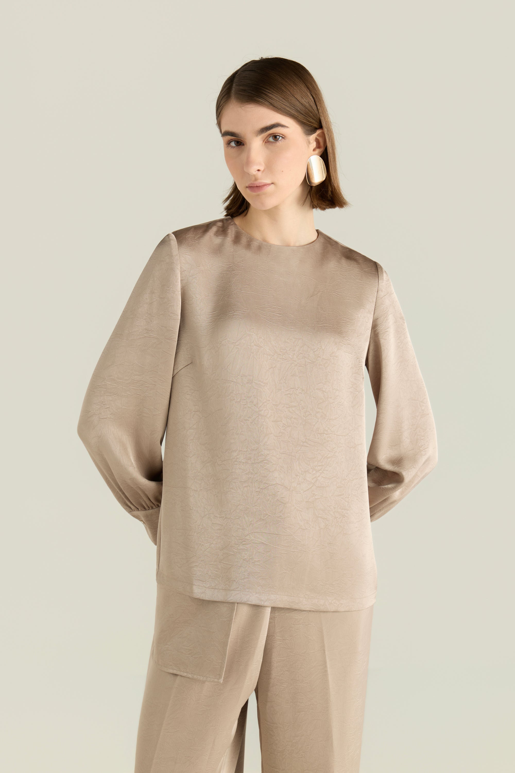 Long Sleeve Crinkled Blouse