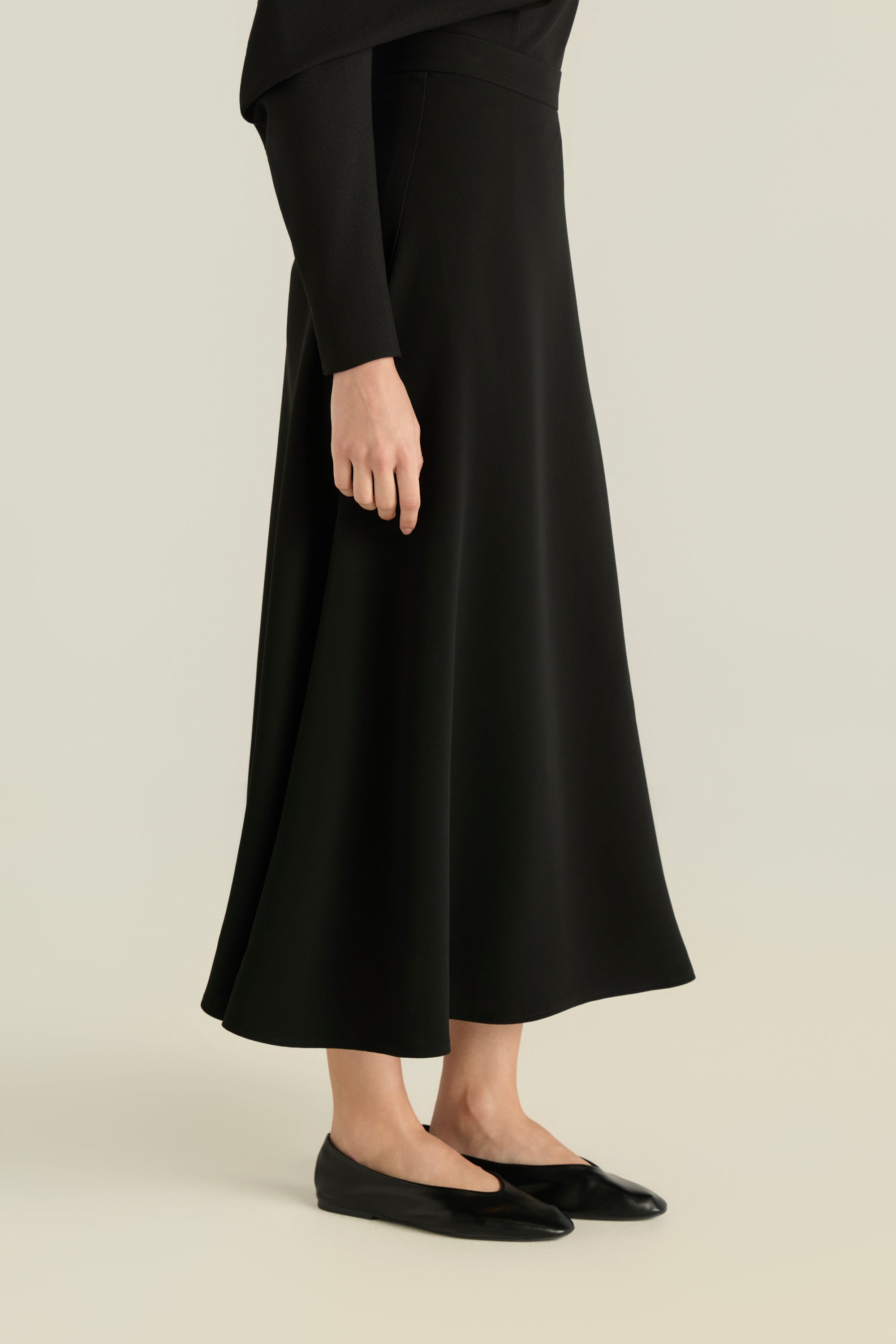 Classic Straight Skirt