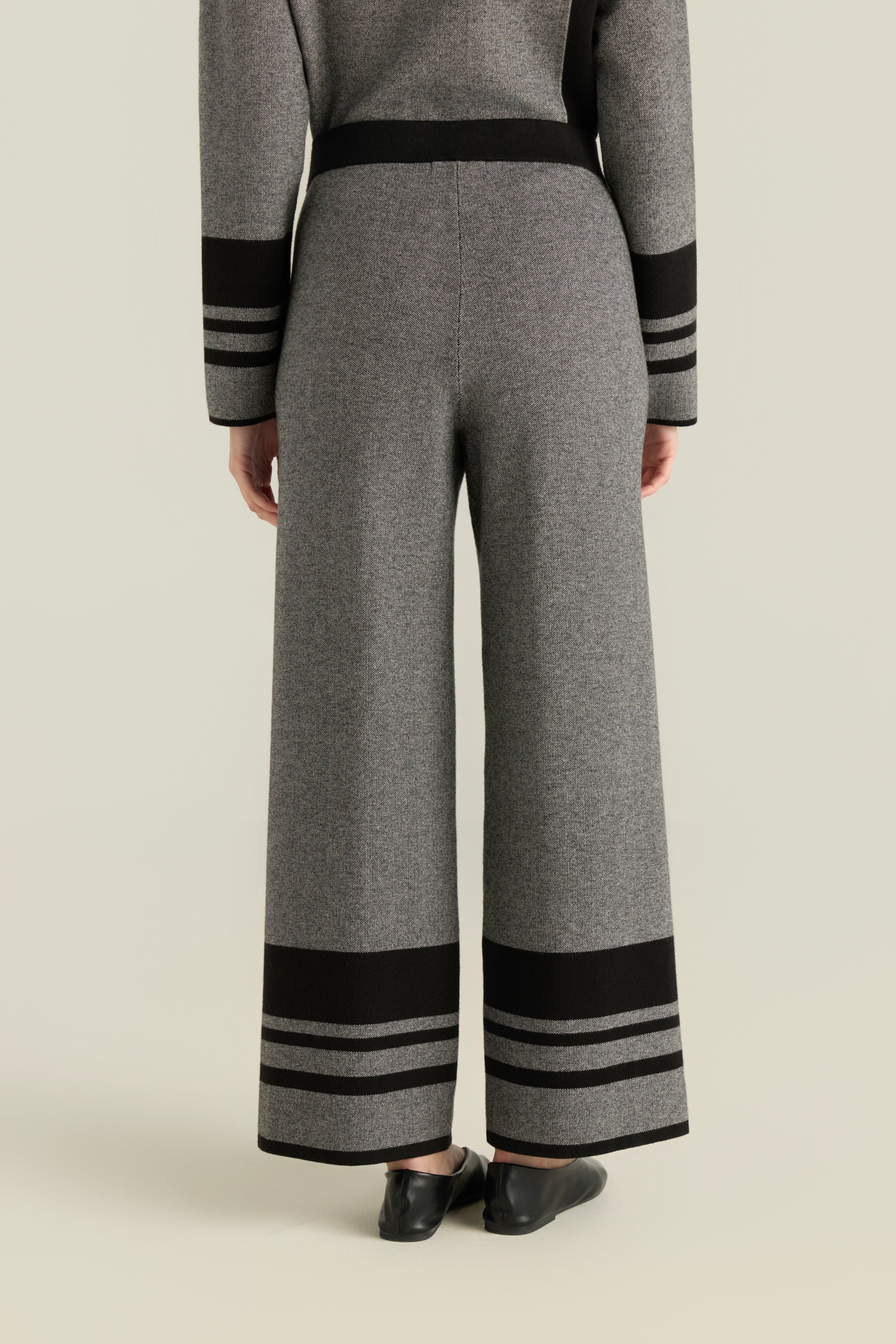 Striped Hem Knit Trousers
