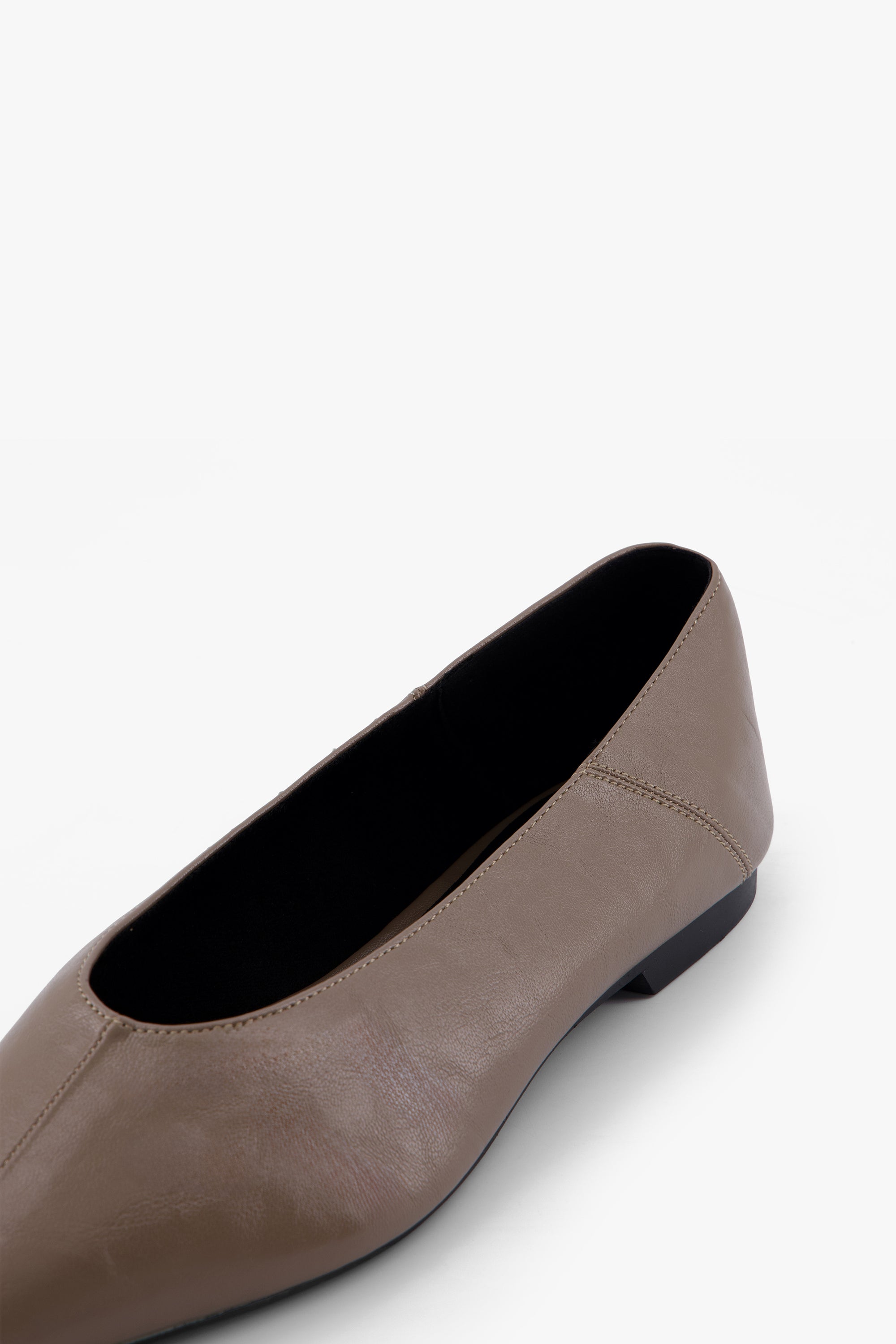 Stitches Details Flat Ballerinas