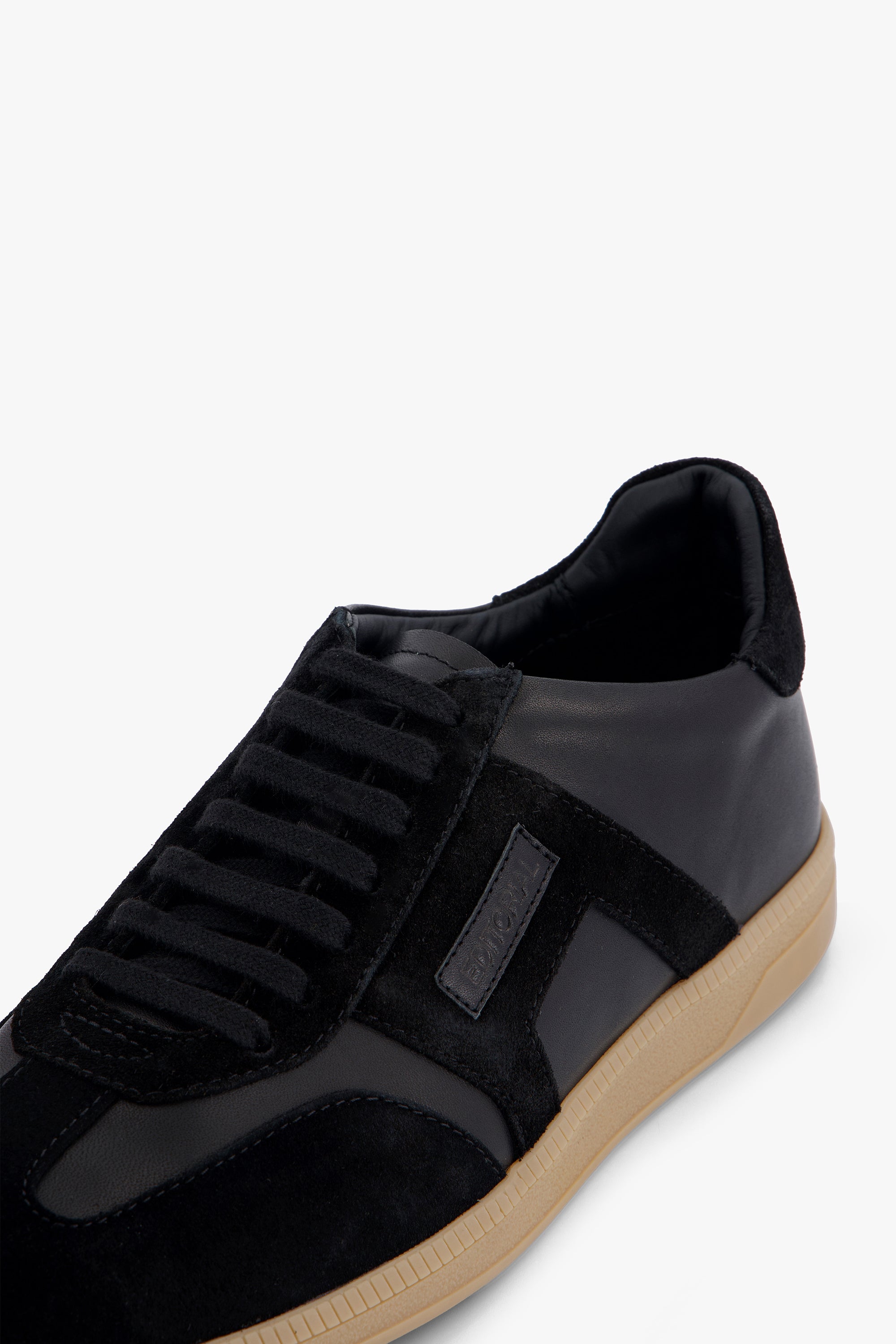 Men'S Low-Top Suede Sneakers