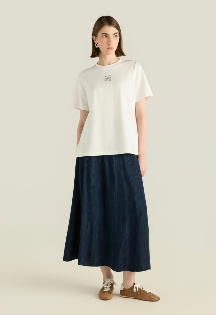 T-Shirt With Contrast Embroidery