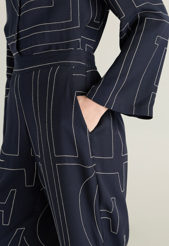 Contrast Stitched Trousers